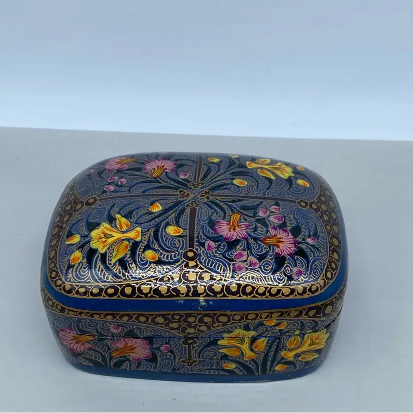 #4107 Blue Kashmiri Papier Mache Trinket Box India Pink And Yellow Flowers
