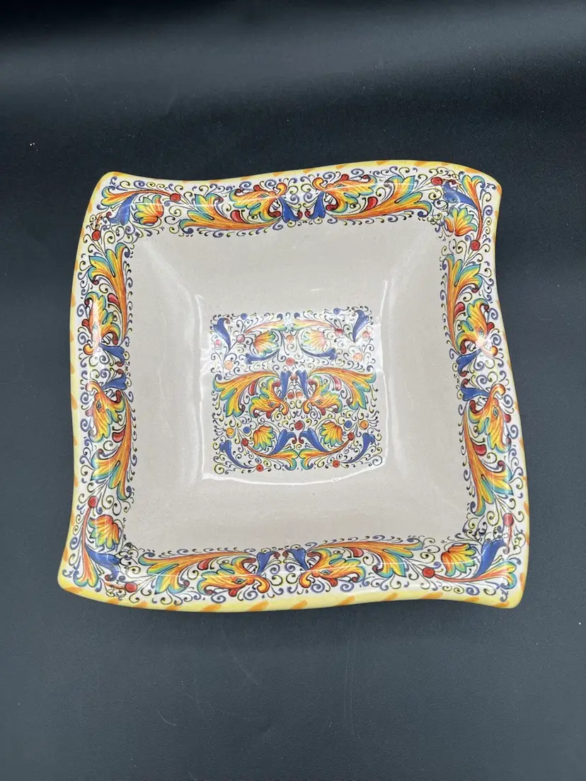 088. Italy 🇮🇹 Meridiana Ceramiche Square Bowl