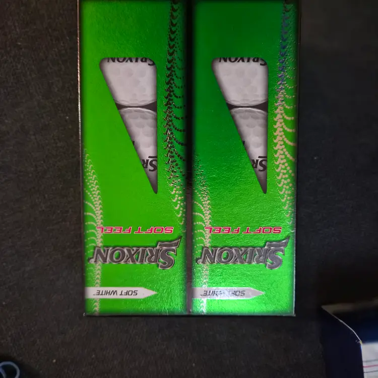 Random Two sleeves of Golf Balls