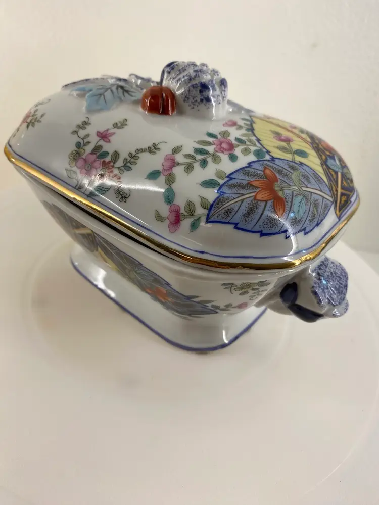 Vintage Seymour Mann China Tobacco Leaf Lidded Sauce Bowl 4”Tx 7”W x 2”D