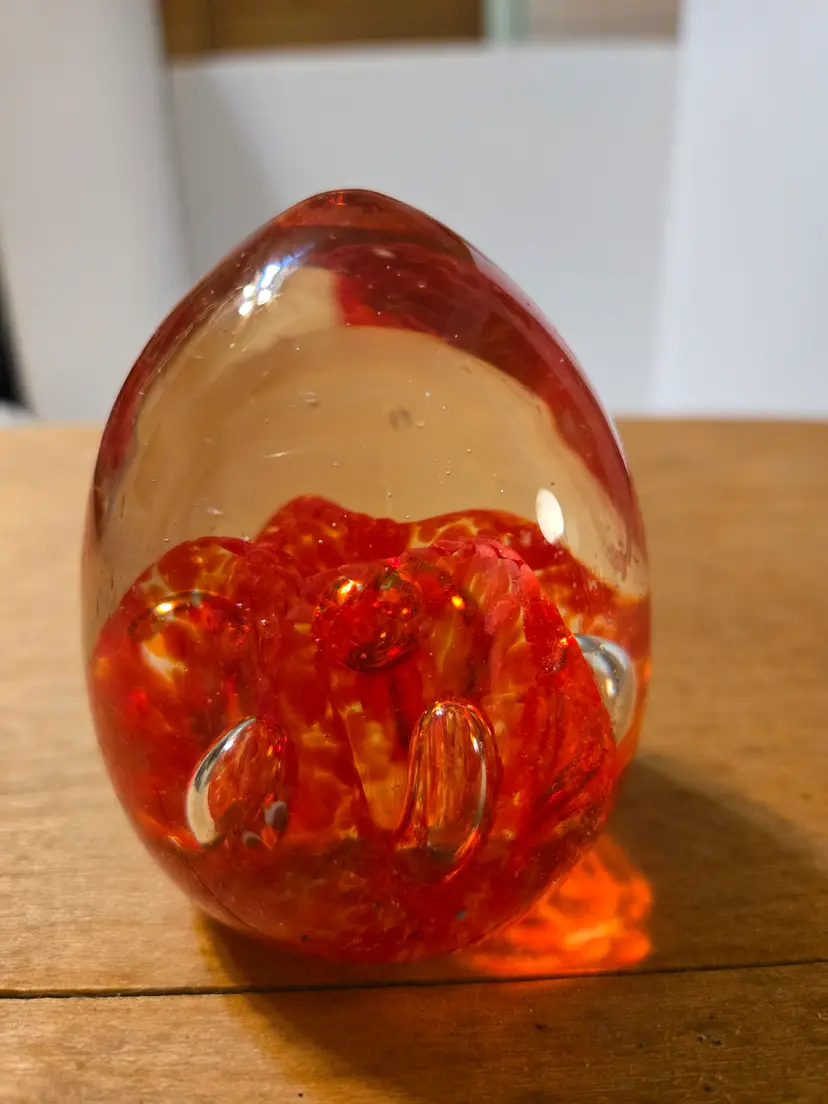 Vintage Egg Shaped Art Glass Paperweight-very Pretty Unbranded
