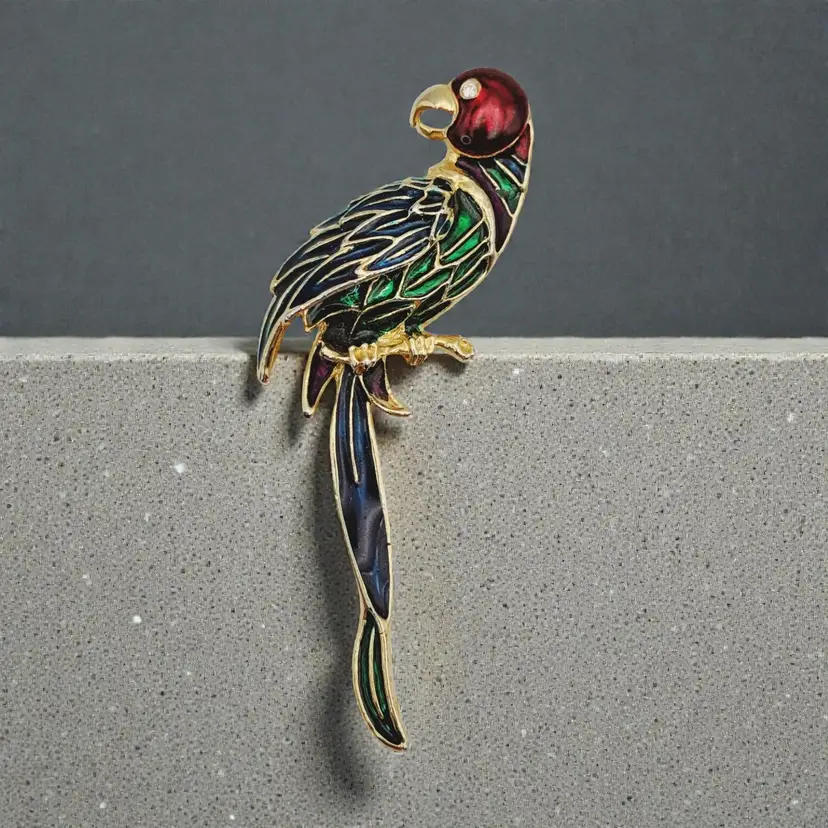 Enameled Red Green Blue Tropical Parrot Macaw Bird Rhinestone Gold Tone Brooch