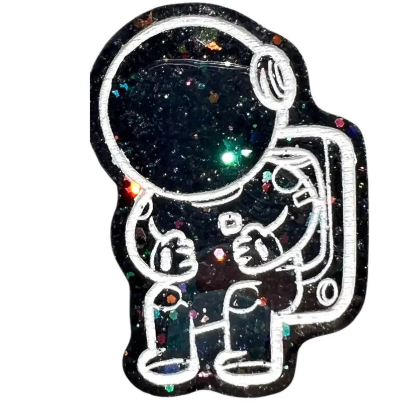 Astronaut With Spacesuit Magnet. Handmade By Me 🫶. Sparkling Glitter & Resin.