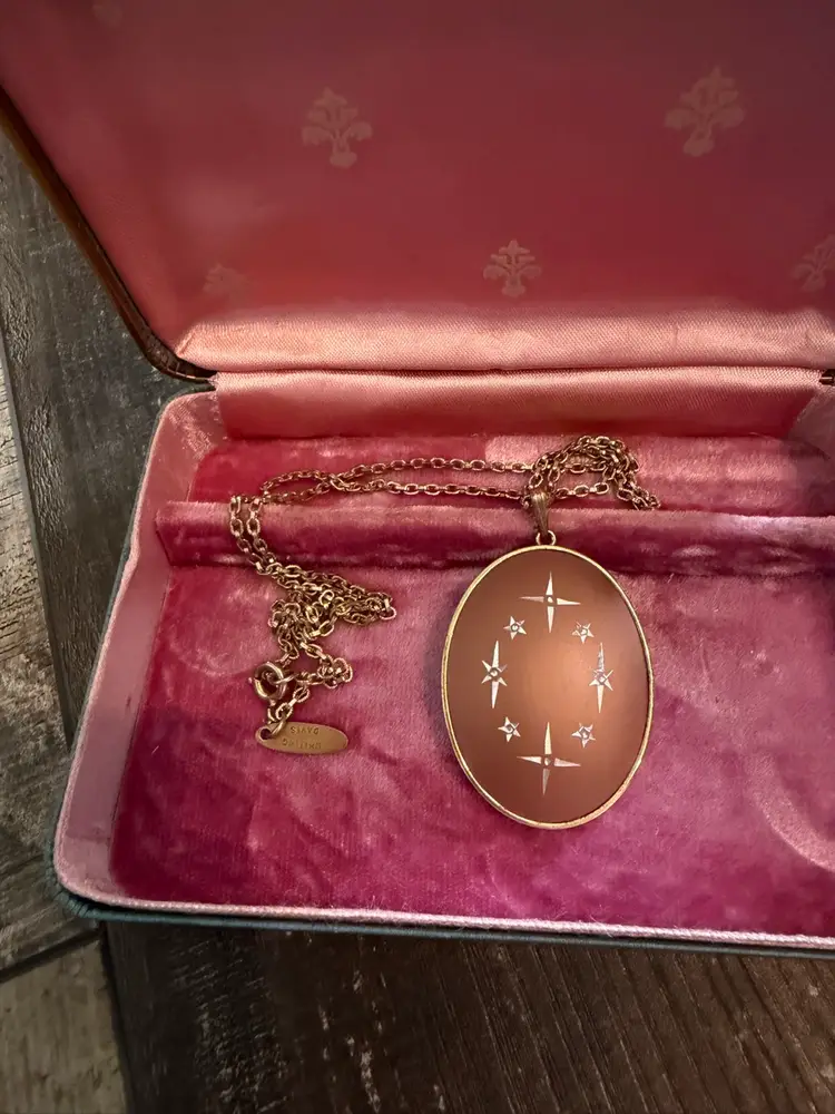 Vintage Whiting & Davis Pendant Necklace