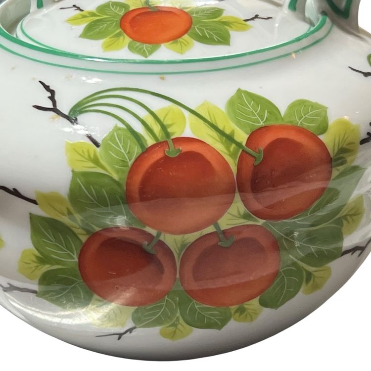 010 vintage unmarked teapot with cherries flat double handle lid 5" x 8.5"