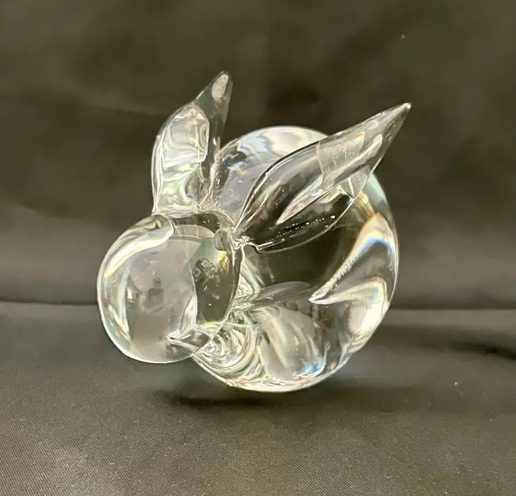 Art Glass clear Crystal Bunny Rabbit Paperweight Figurine