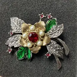 Vintage Avon Poinsettia Flower Brooch 2”