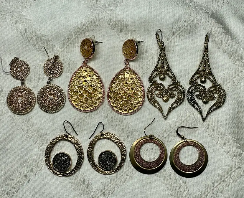 Gold Tone Costume Jewelry Earring Lot 5 Pairs