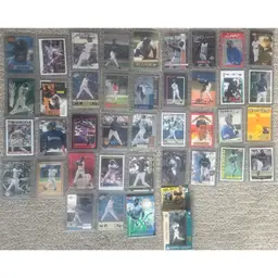Ken Griffey Jr Lot Of 40 Cards Seattle Mariners