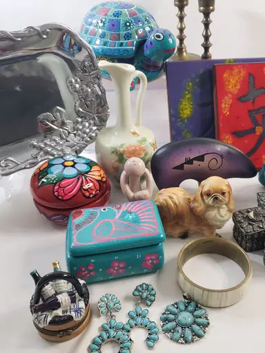 Pop Up Vintage Decor 