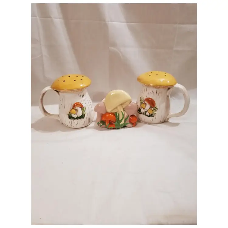 Vintage Mushroom Kitchen Set