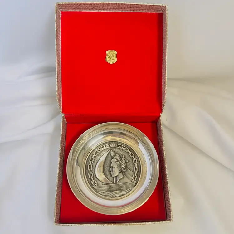 #1917 Commemorative Silver Plated Bowl, By Augis , Victor Schoelcher Abolitionist 1848