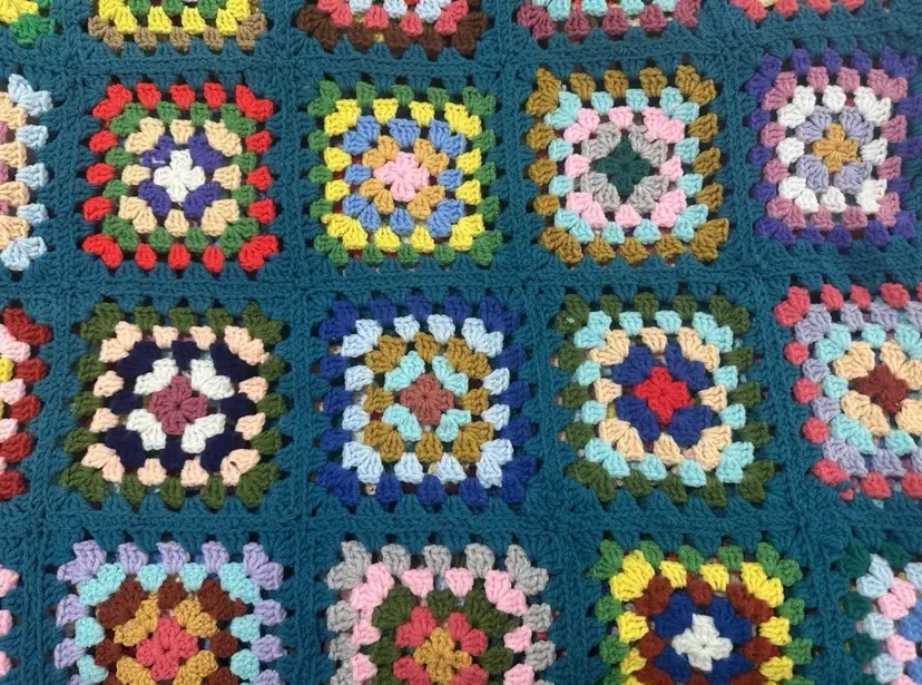 Vintage Handmade Crochet Afghan Granny Square Cottage 60x48 Blanket Pillow