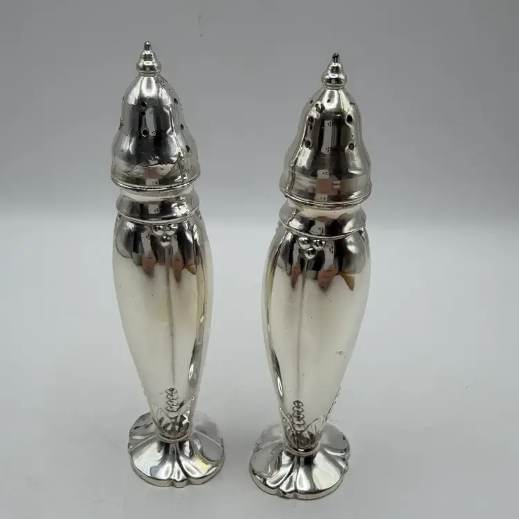 Vintage LaFrance Salt And Pepper Shakers, 5” Tall




Salt And Pepper Shakers, 5” Tall