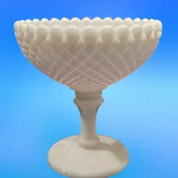 Vintage Westmoreland English Hobnail Pedestal Candy Dish