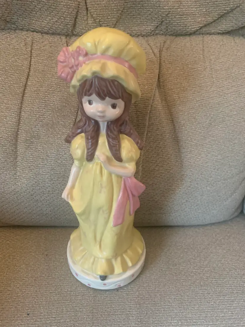 Artisan Made Girl In Yellow Signed S 73