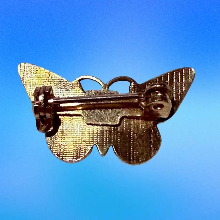 Vintage Mini Light Purple Enamel Butterfly Goldtone Brooch *Great Stocking Stuffer Idea*