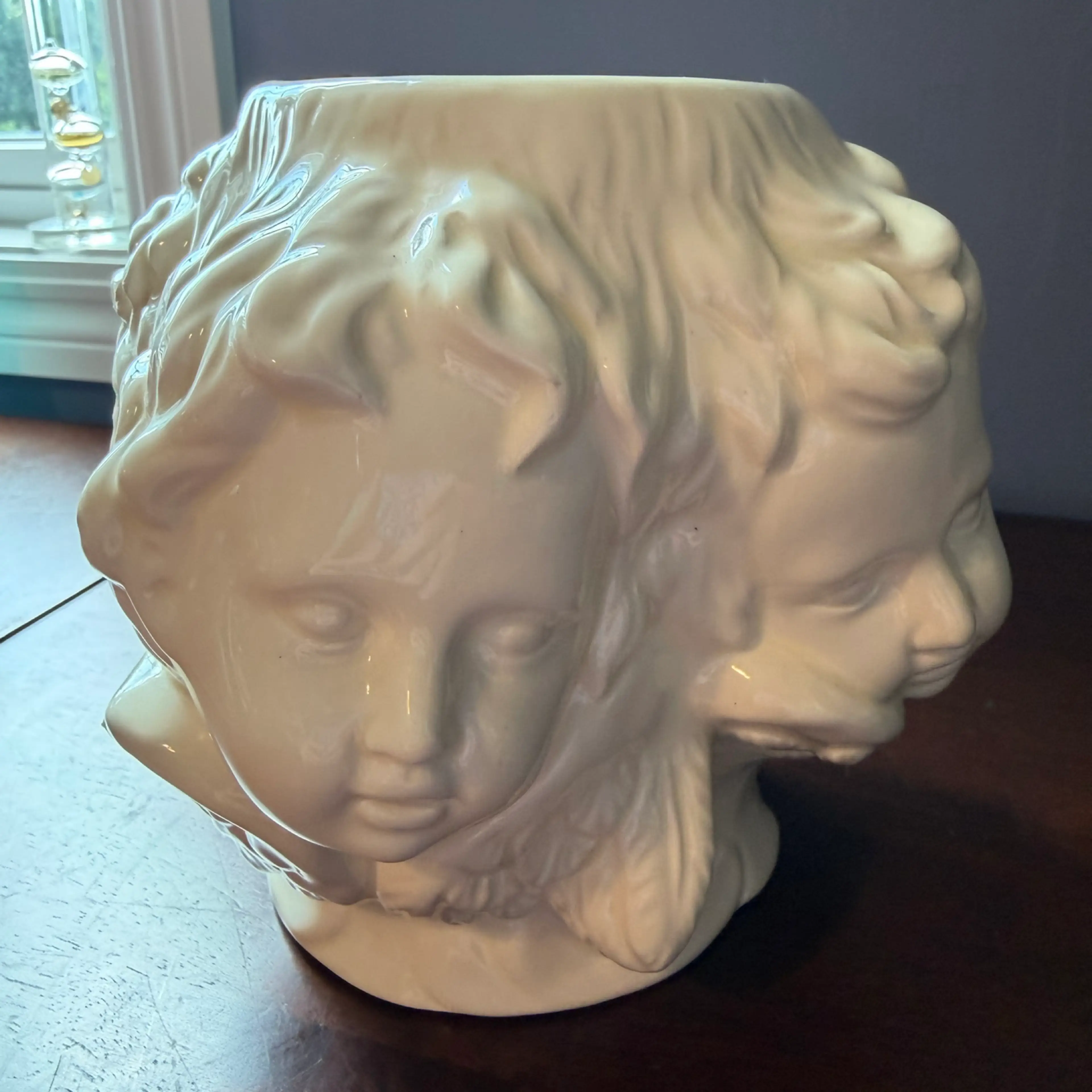 Image 2 of 6