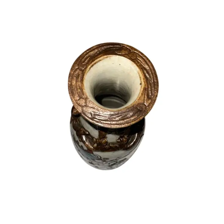 ANTIQUE CHINESE PORCELAIN VASE FOO DOG HANDLES, DRAGONS,WARRIOR ON HORSE