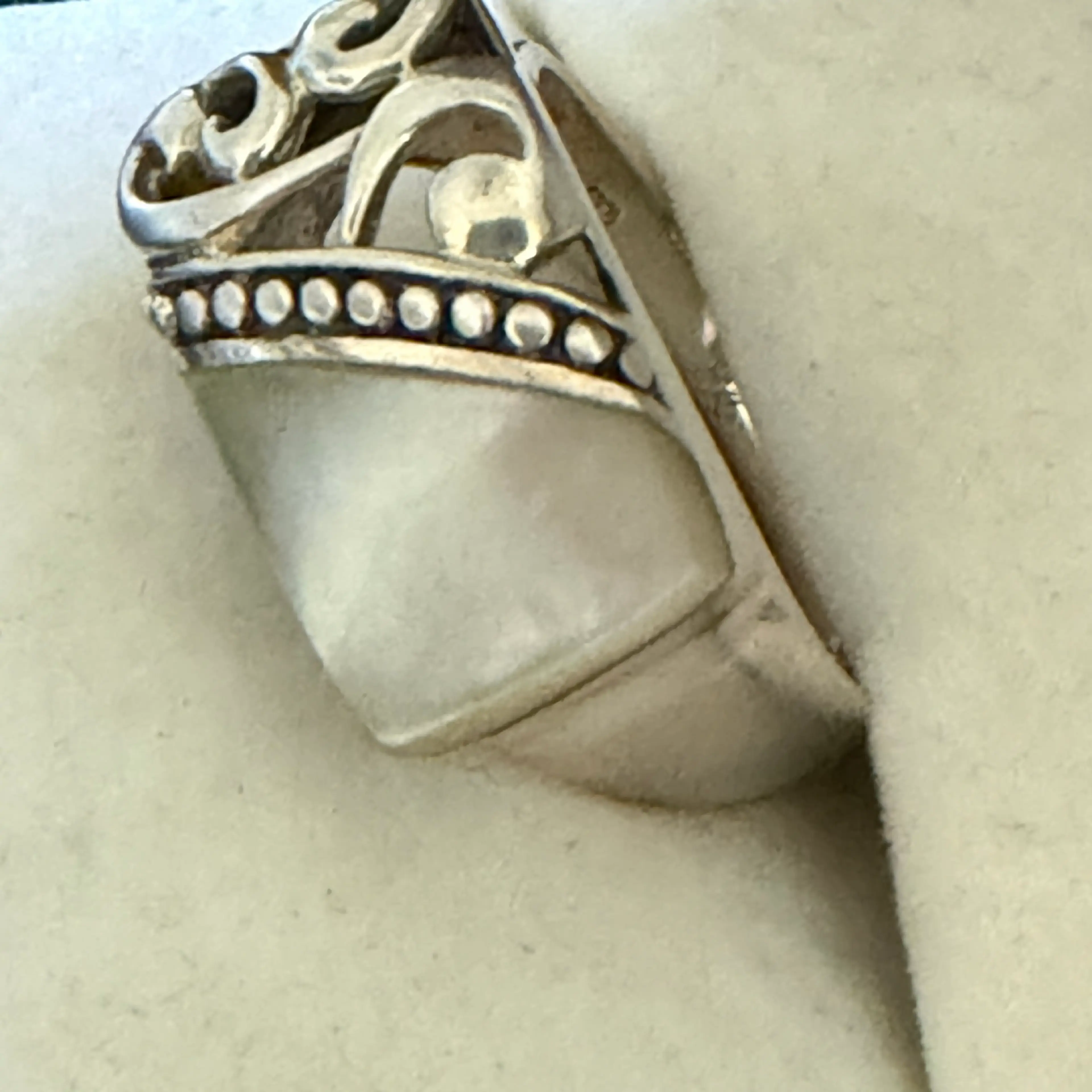 Image 4 of 7