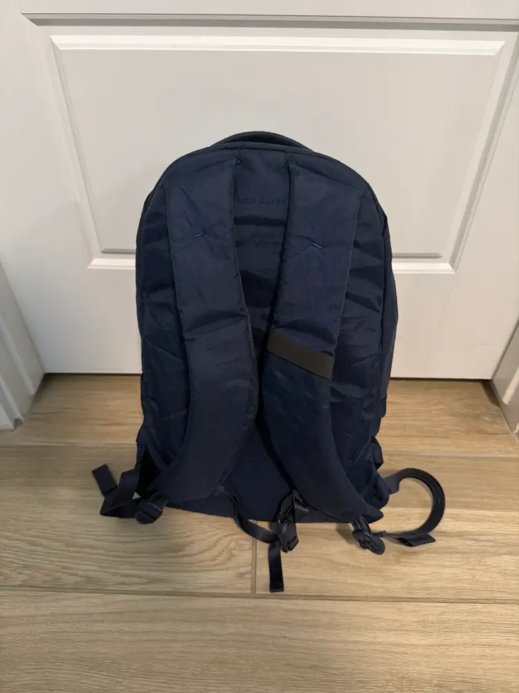 Able Carry Thirteen Daybag