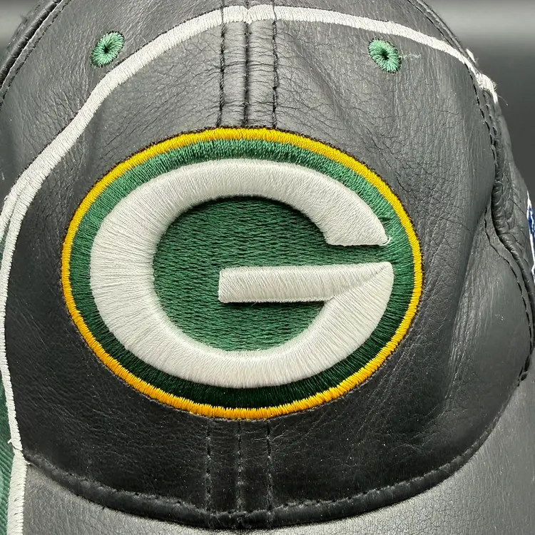 Vintage Green Bay Packers Hat Cap Leather Reebok NFL Embroidered Black Green