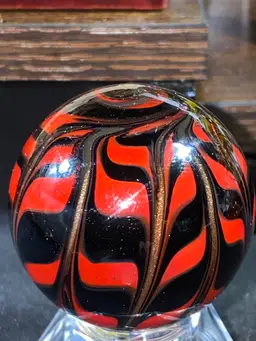Unknown Maker 1.5" Red And Black Feathered  Lutz Marble Front And Back Photos