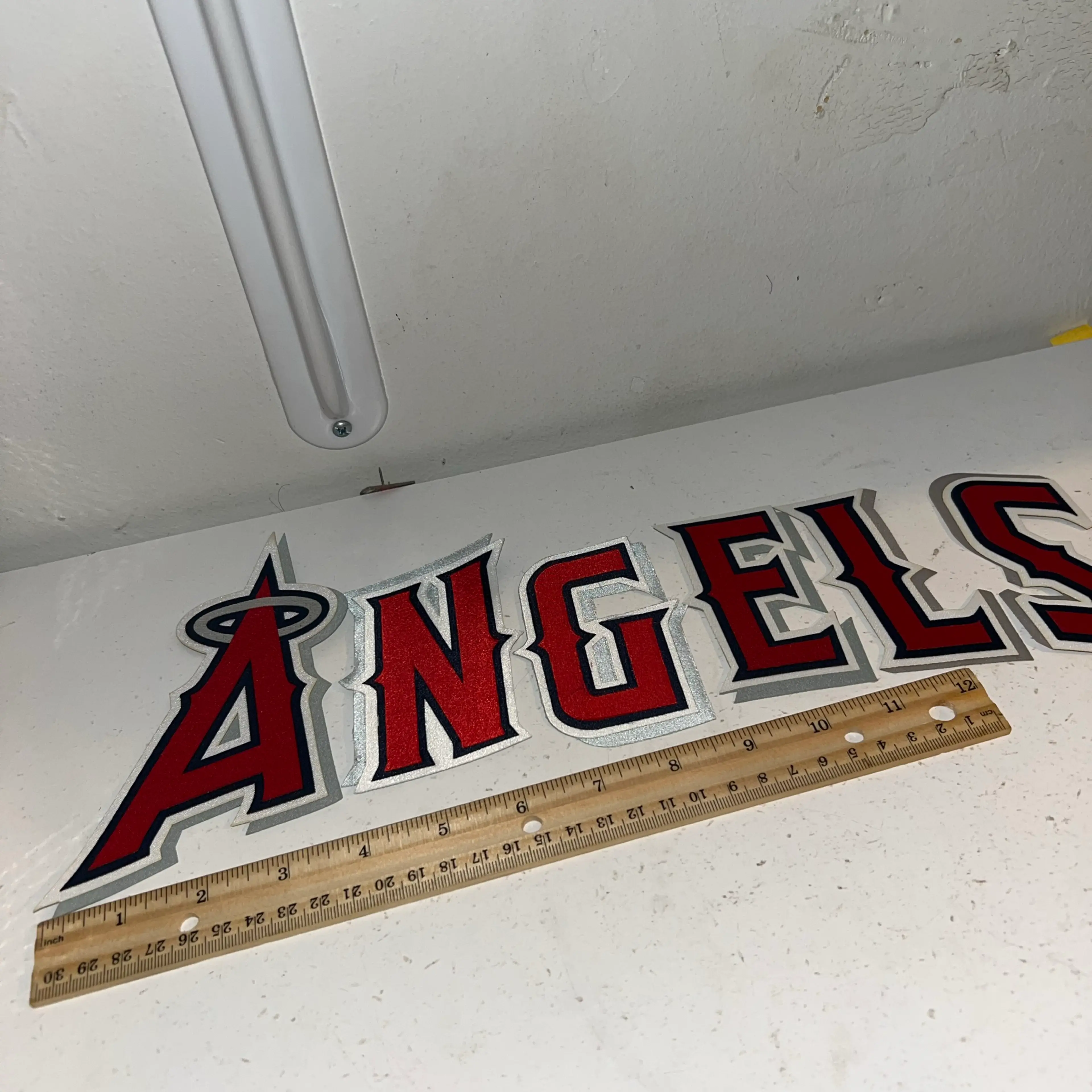Image 2 of 6