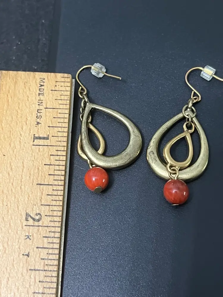 57) Double Teardrop Pierced Earrings