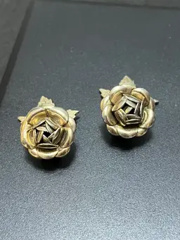 Vintage Goldtone Rose Clips