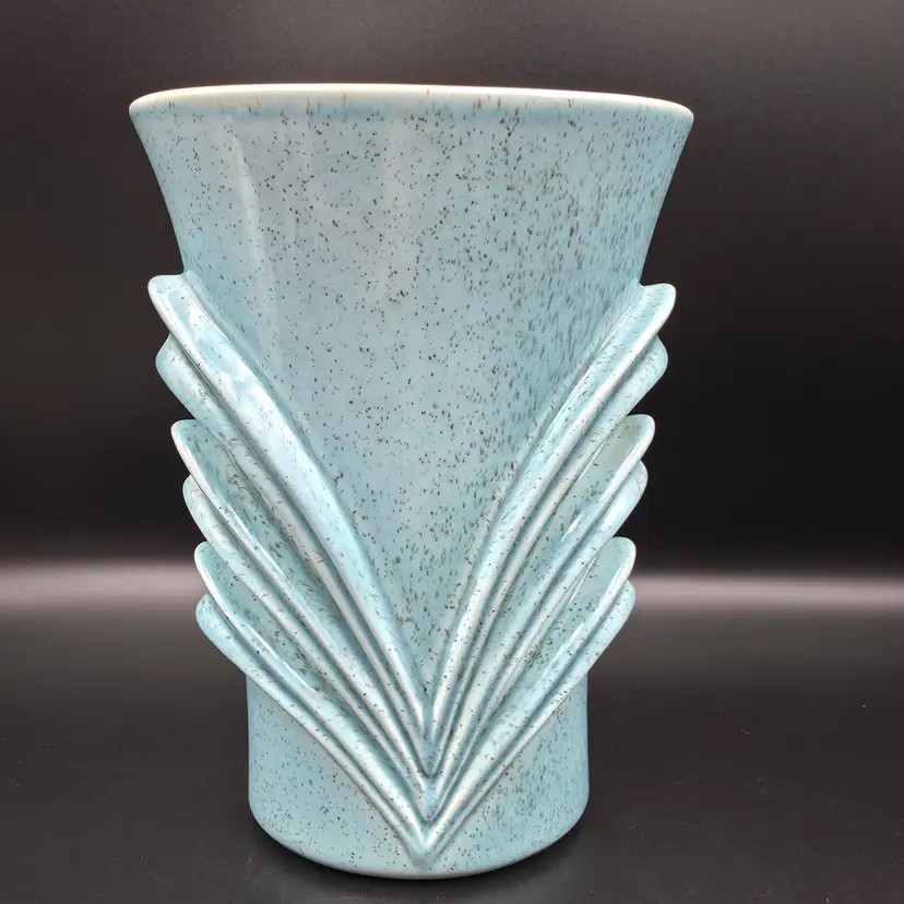 Vintage RED WING Art Deco Style Vase