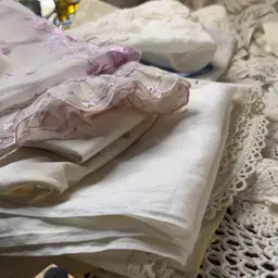 Buyers Choice, One Table Runner