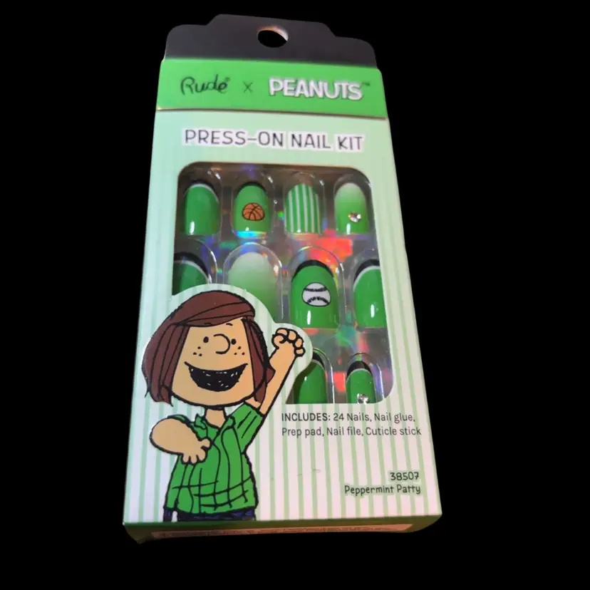 Root X Peanuts Press On Nail Kit Includes 24 Nails Nail Glue Prep Pad Nail File Cuticle Stick Peppermint Patty