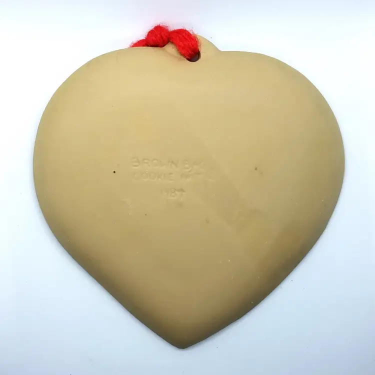 #086 Vintage 1984 Brown Bag Cookie Art Victorian Heart Cookie Mold For Shortbread