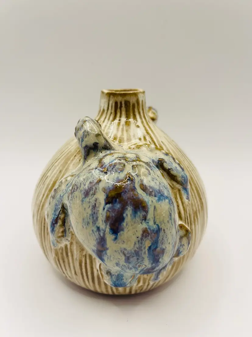 Ceramic Turtle Vase (beige With Blue)