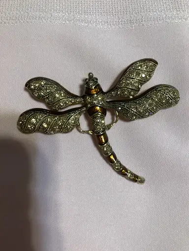 1 Hour Brooches With Vines vintage Jan23