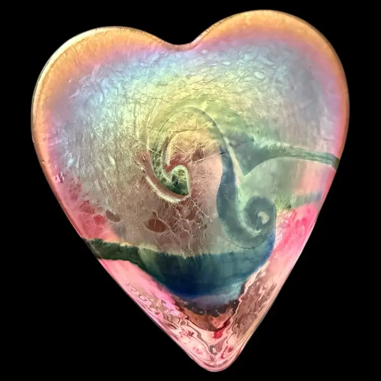 Robert Held RHAG Iridescent Pink Swirl Glass Heart Paperweight 2.75”