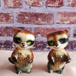 Mid-Century Japanese Ceramic Porcelain Racoon Salt & Pepper Shaker Set ~ Kitschy&Cute GUC