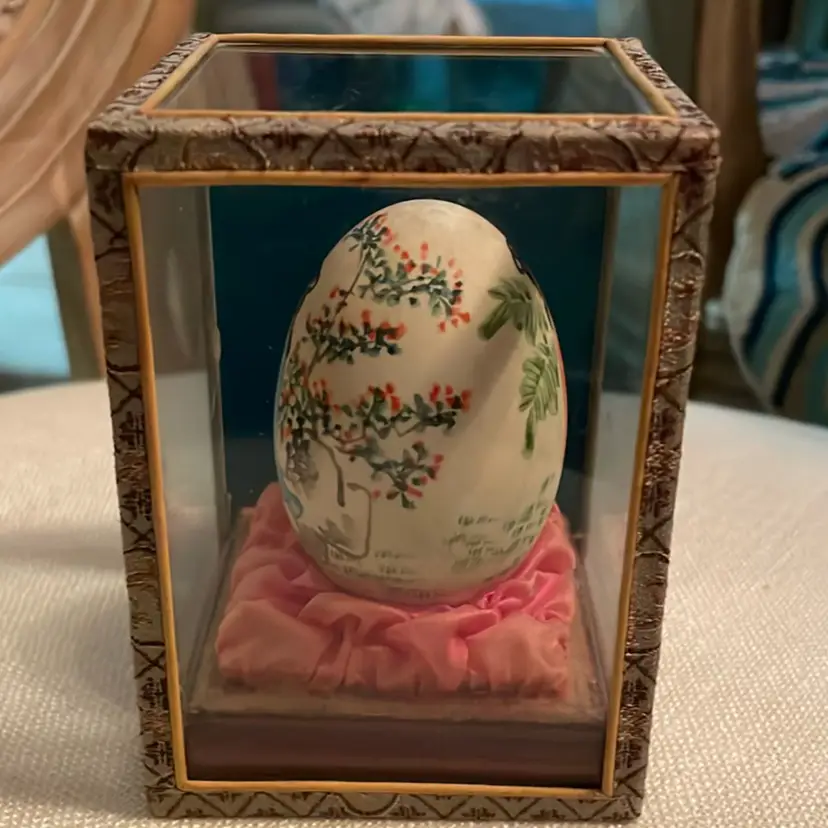 Vintage Chinese Hand Painted Egg In Glass Case