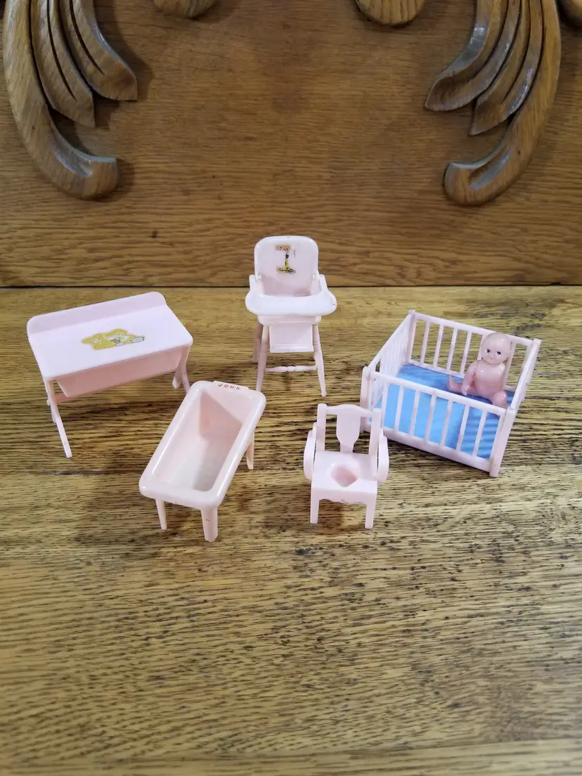 Vintage Renwal Pink Plastic Dollhouse Nursery Furniture Lot #2