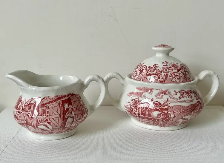 Royal Tudor Ware Sugar & Creamer Set 17th Century England, Red