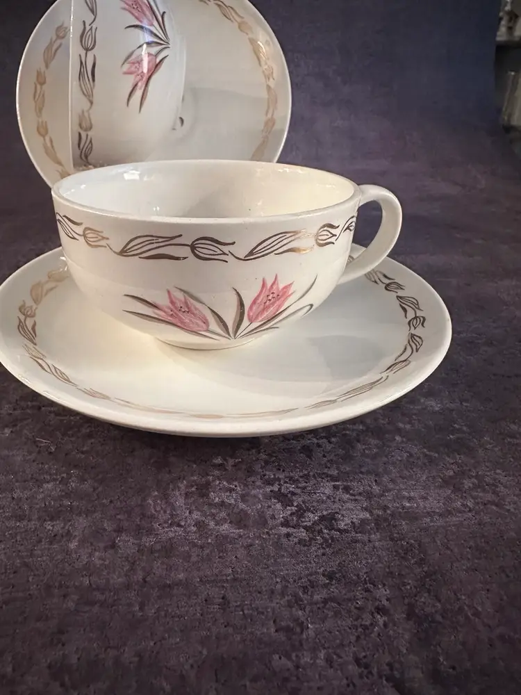2 Royal China Warranted 22 KT. Gold Enchantment Cup And Saucer Tulips