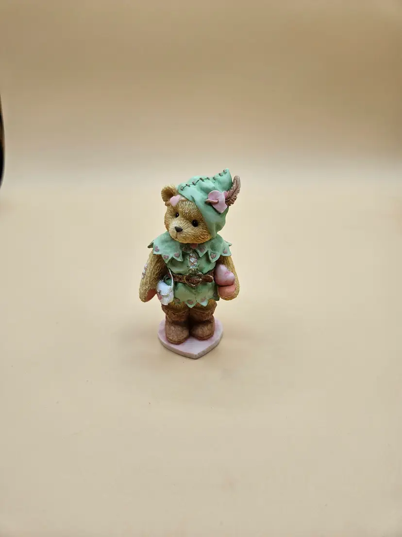 1995 Enesco 3 7/8"H Robin Resin Bear Figurine