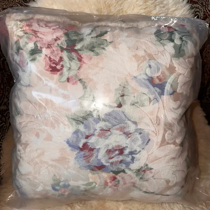 NOS Vintage Sure Fit Products Floral Beige Cotton Fringe Square Throw Pillow