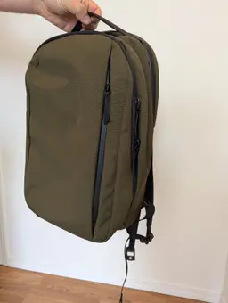 Alpaka Metro Pro - Green Axoflux 600D