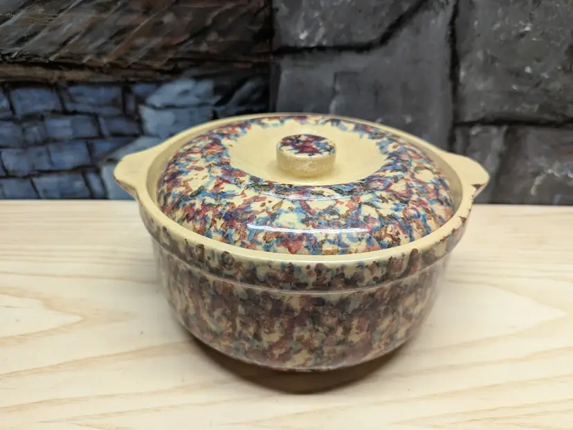 Antique Red Wing Pottery Sponge Ware Casserole Dish With Lid Pink & Blue 2 Qt Primitive Country Farmhouse Cookware