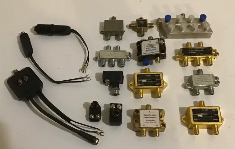 16 count untested used splitter & adapter lot