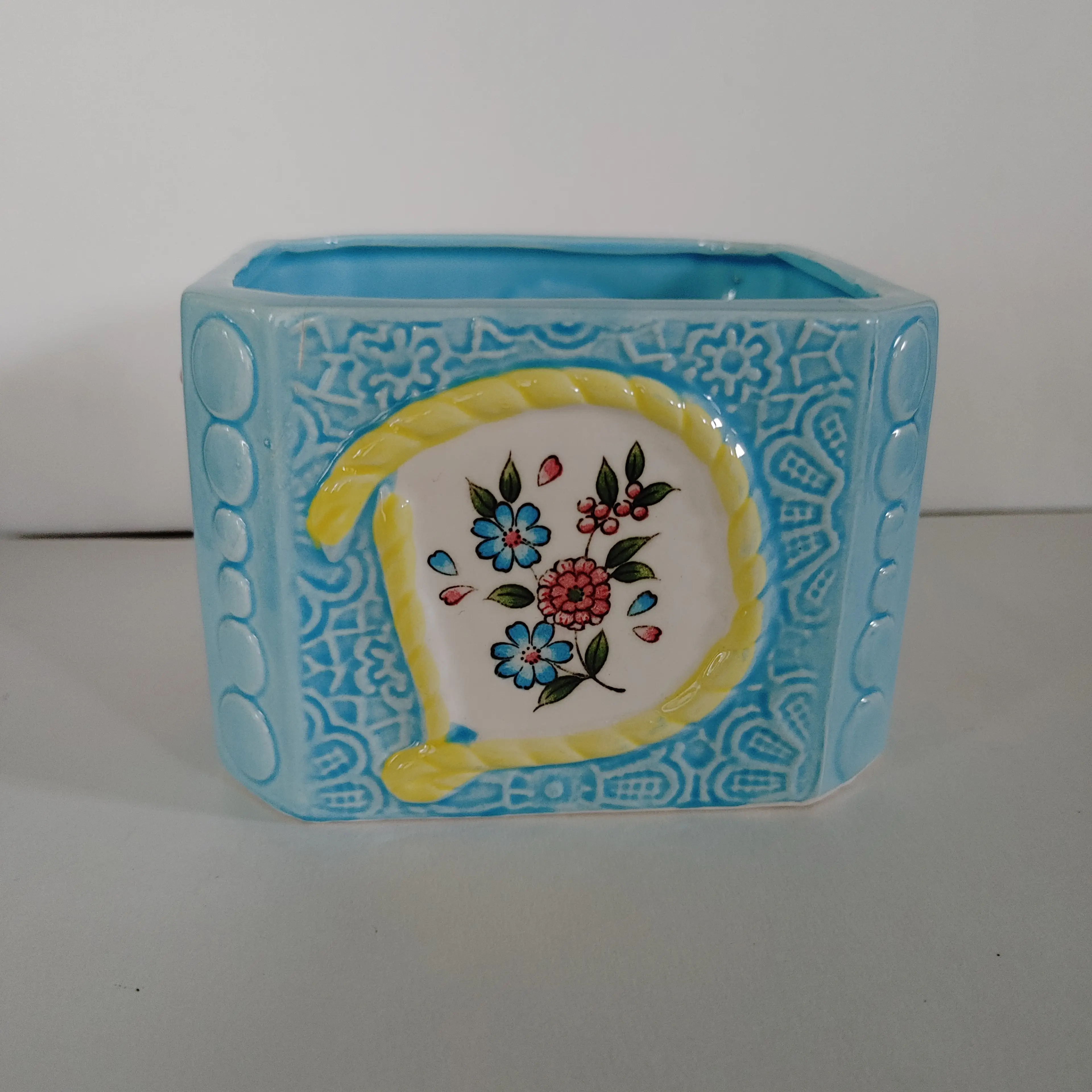 Image 4 of 8