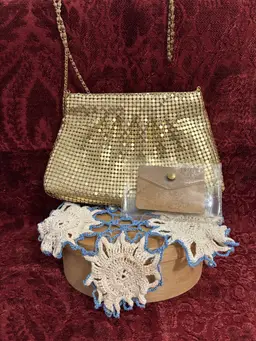 M- Vtg Gold Mesh Should Purse With Vtg Comb/Mirror Set In Original
Pouch