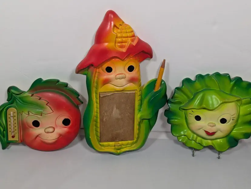 Vintage Miller 1973 Kitchen Chalk Ware Corn Memo Pad, Cabbage Key Holder, Tomato Thermometer